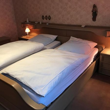 Gemuetliches Gaestehaus! 왈드크레이버그 외부 사진