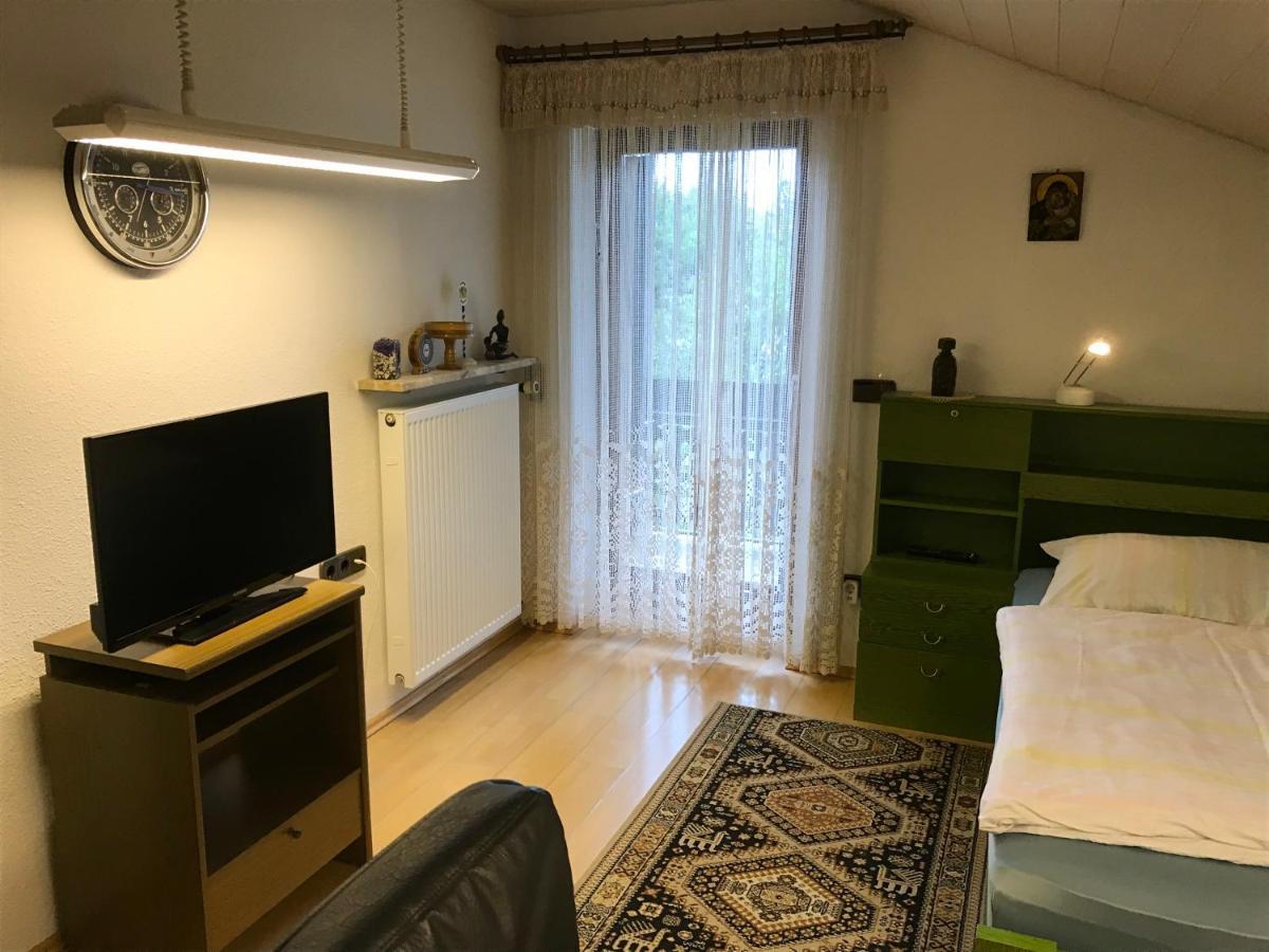 Gemuetliches Gaestehaus! 왈드크레이버그 외부 사진